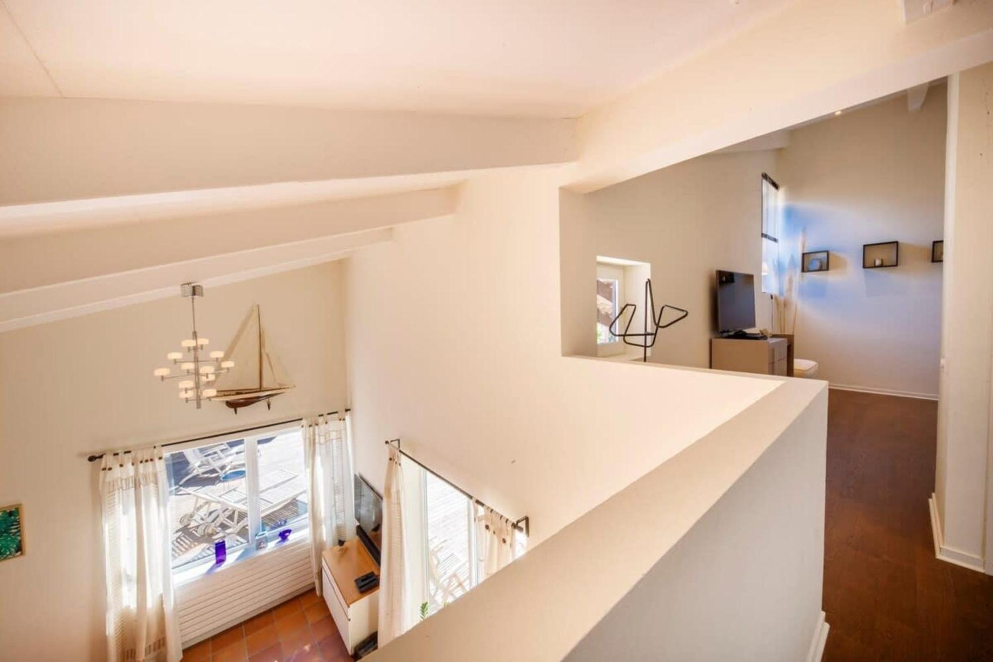 ביו 06V - Beautiful Villa With Spa Pool And Tennis מראה חיצוני תמונה