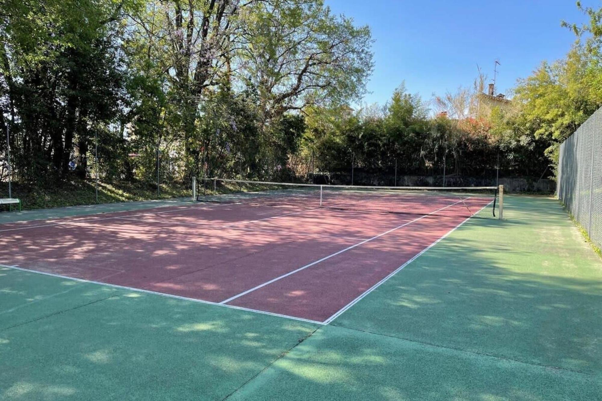 ביו 06V - Beautiful Villa With Spa Pool And Tennis מראה חיצוני תמונה